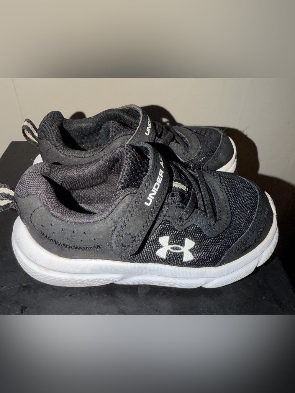 Under Armour Assert 10 AC running shoes
